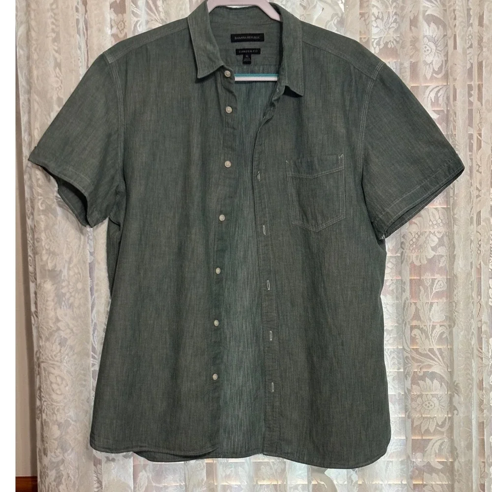 Banana Republic Camden Fit Shirt Short Sleeve Button Up XL‎ Resortwear Nice